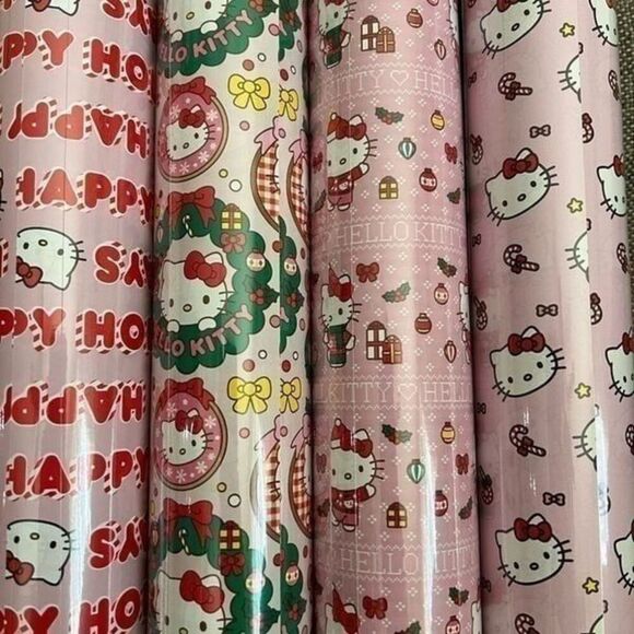 Hello Kitty Happy Holiday's Pink Wrapping Paper Set - Picture 5 of 7